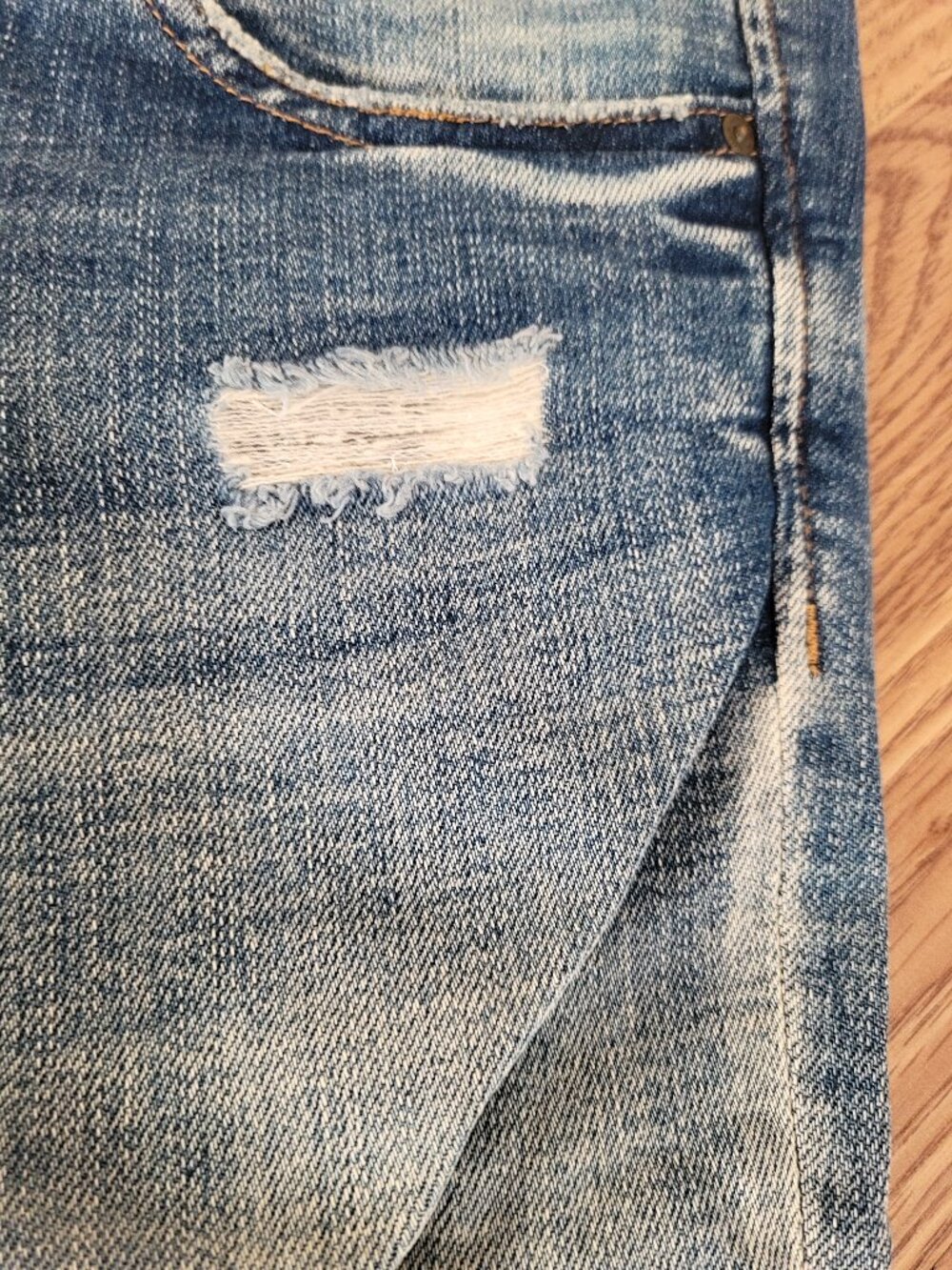 H&M Skinny Low Waist Distressed Ripped Jeans Size 26/30 - Picture 4 of 8